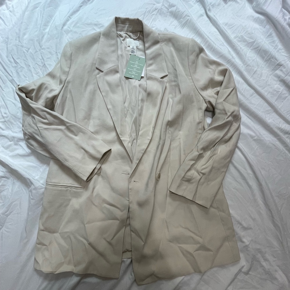 H & M oversized tan blazer